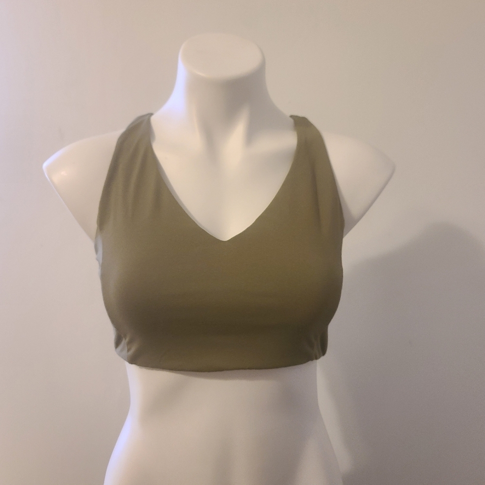 Fabletics strappy bra - Picture 3 of 6